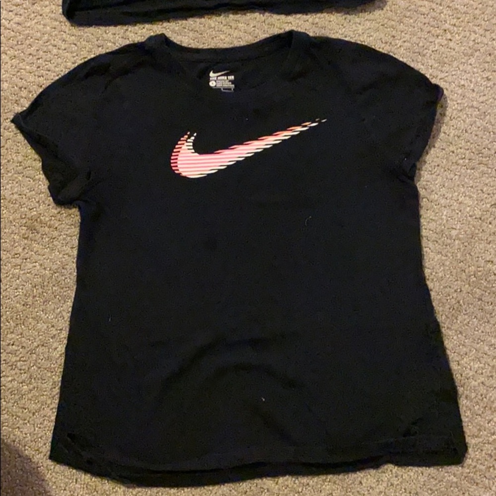 Kids large Nike shirt